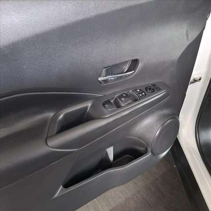 NISSAN-KICKS-2023