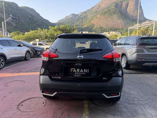 NISSAN-KICKS-1.6 16V FLEXSTART SL 4P XTRONIC NISSAN-KICKS-2016