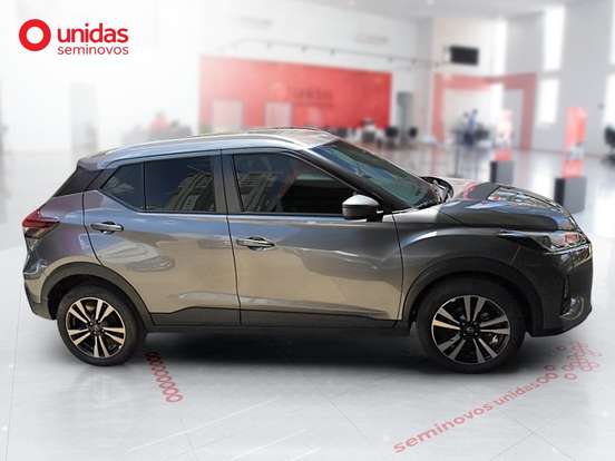 NISSAN-KICKS PLAY-2025