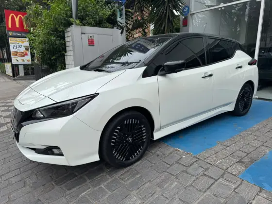 NISSAN LEAF B12P 40 ELÉTRICO