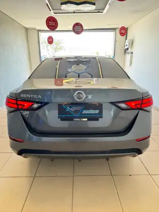 NISSAN-SENTRA-2023