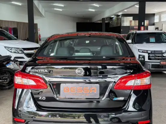 NISSAN-SENTRA-2.0 SV 16V FLEX 4P AUTOMÁTICO NISSAN-SENTRA-2014