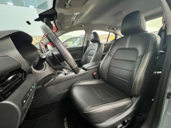 NISSAN-SENTRA-2024