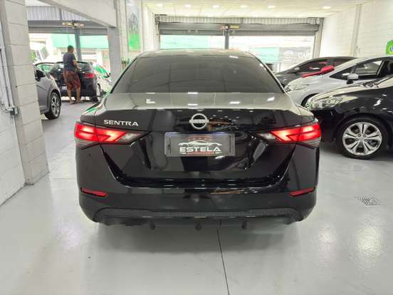 NISSAN-SENTRA-2024