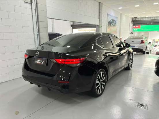 NISSAN-SENTRA-2024