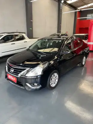 NISSAN-VERSA-2019