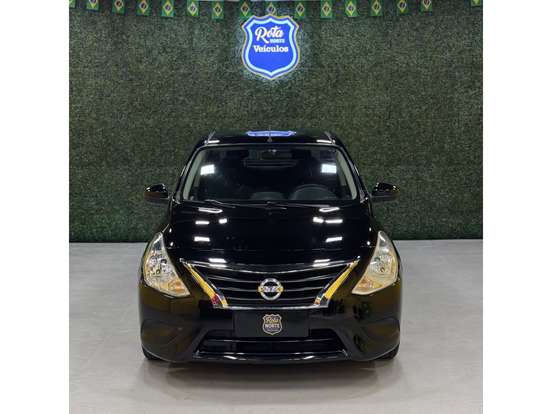 NISSAN-VERSA-2018