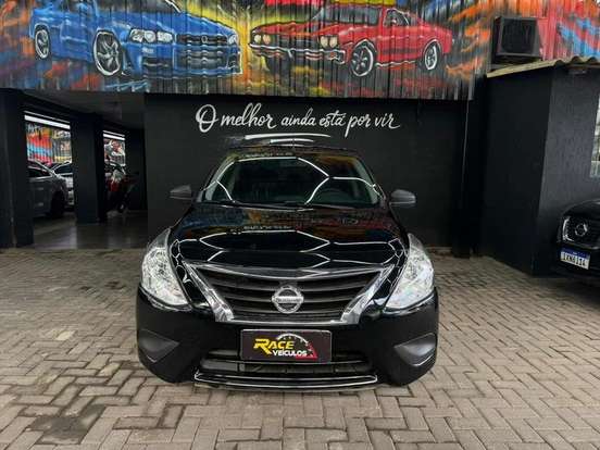 NISSAN-VERSA-2021