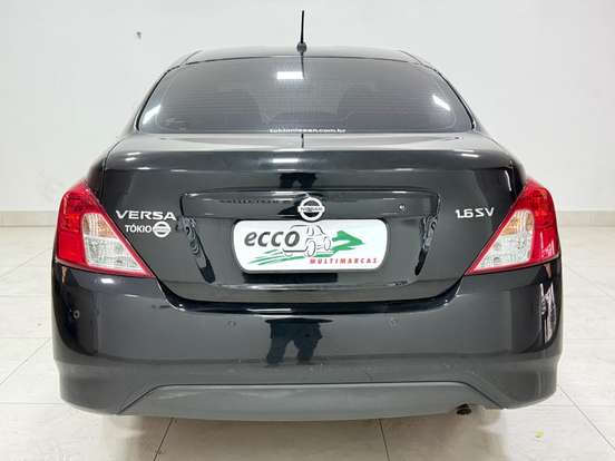 NISSAN-VERSA-2016