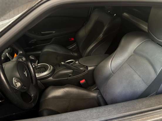 NISSAN-370Z-3.7 V6 GASOLINA AUTOMÁTICO NISSAN-370Z-2009
