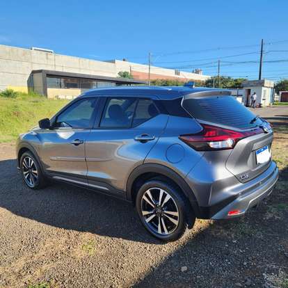 NISSAN-KICKS PLAY-2025