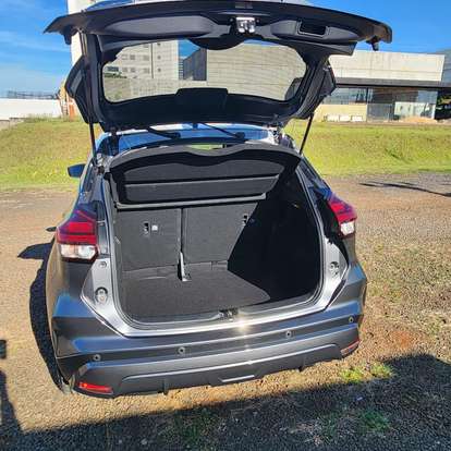 NISSAN-KICKS PLAY-2025