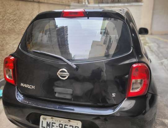 NISSAN-MARCH-2015