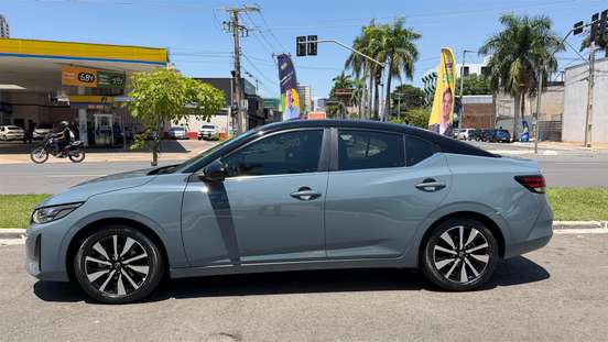 NISSAN-SENTRA-2024