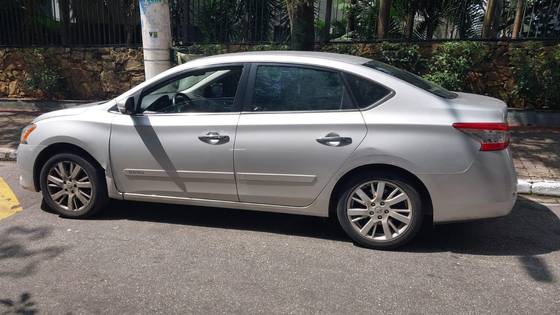 NISSAN SENTRA 2.0 SL 16V FLEX 4P AUTOMÁTICO