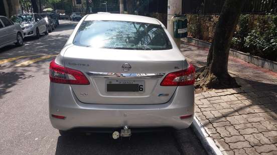 NISSAN-SENTRA-2014
