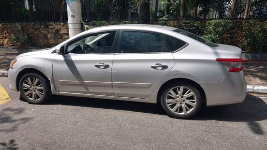 NISSAN-SENTRA-2014