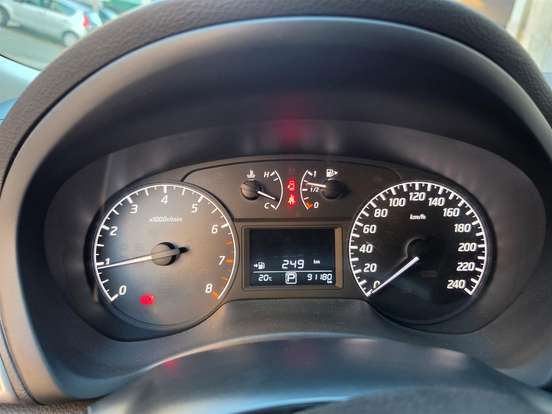 NISSAN-SENTRA-2.0 SV 16V FLEXSTART 4P AUTOMÁTICO NISSAN-SENTRA-2017