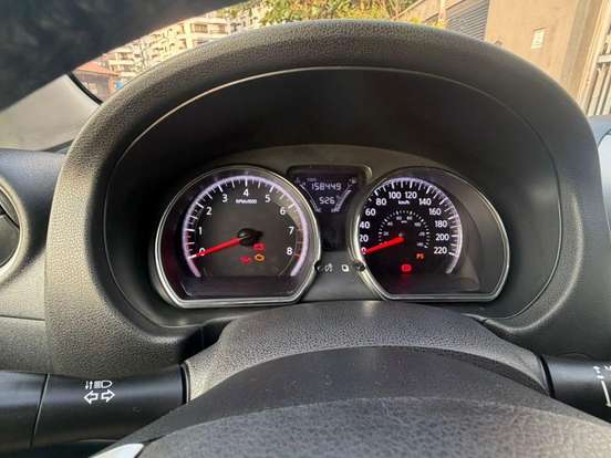 NISSAN-VERSA-1.6 16V FLEXSTART UNIQUE 4P MANUAL NISSAN-VERSA-2015