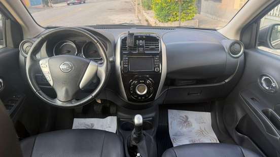 NISSAN-VERSA-2015