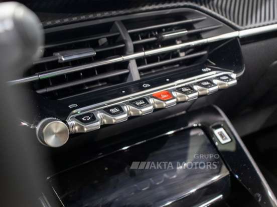 PEUGEOT-2008-2026