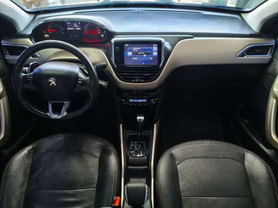 PEUGEOT-2008-2015