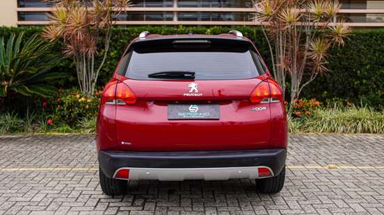 PEUGEOT-2008-2017