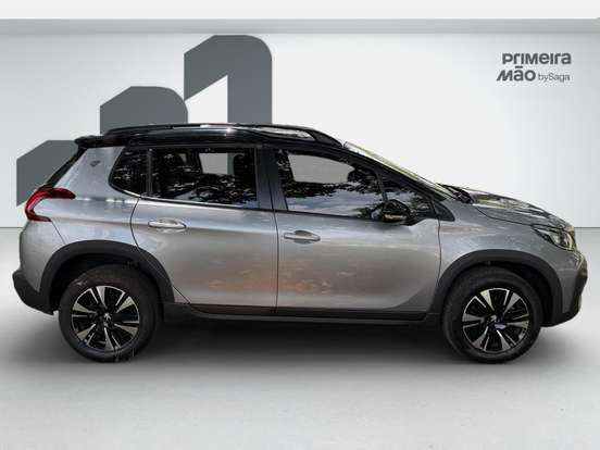 PEUGEOT-2008-2023