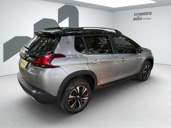 PEUGEOT-2008-2023