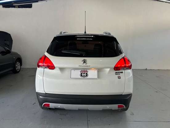 PEUGEOT-2008-2015