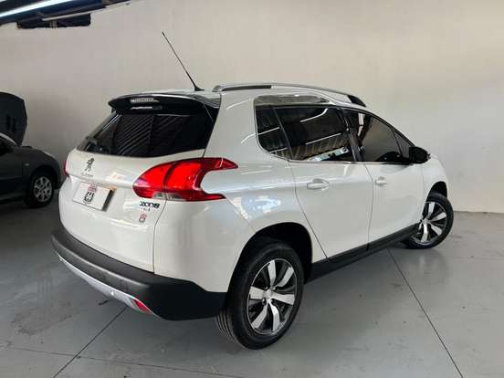 PEUGEOT-2008-2015