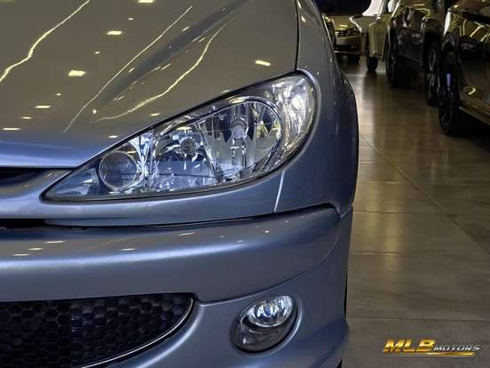 PEUGEOT-206-2005