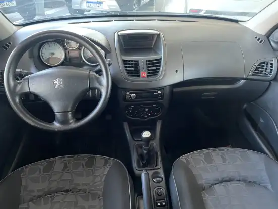 PEUGEOT-207-2009