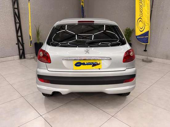 PEUGEOT-207-2010