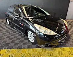PEUGEOT 207 1.4 XR 8V FLEX 4P MANUAL PEUGEOT 207 1.4 XR 8V FLEX 4P MANUAL