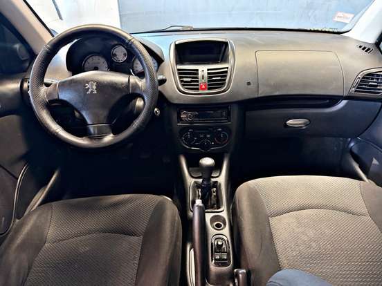 PEUGEOT-207-1.4 XR 8V FLEX 4P MANUAL PEUGEOT-207-2011