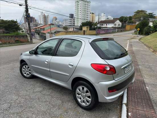 PEUGEOT-207-1.4 XR SPORT 8V FLEX 4P MANUAL PEUGEOT-207-2010