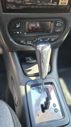PEUGEOT-207-2010