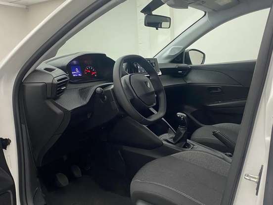 PEUGEOT-208-2025