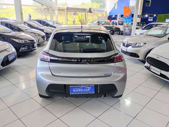 PEUGEOT-208-2022
