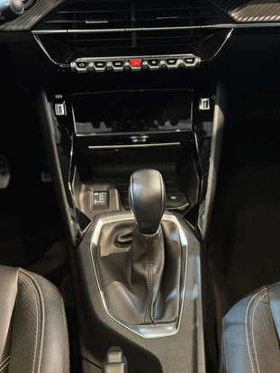 PEUGEOT-208-2023