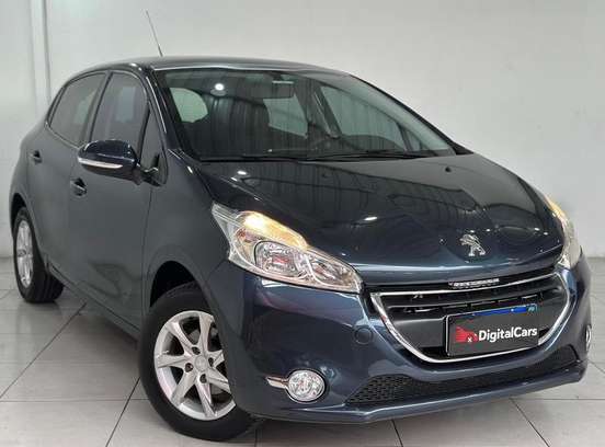 PEUGEOT-208-2016