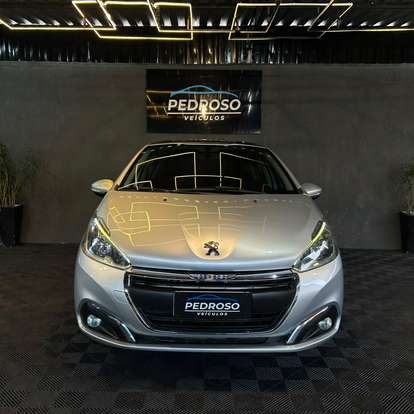 PEUGEOT-208-2016