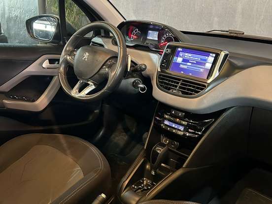 PEUGEOT-208-1.6 ALLURE 16V FLEX 4P AUTOMÁTICO PEUGEOT-208-2016