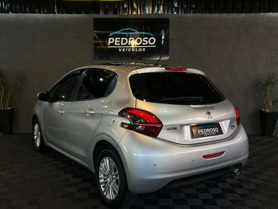 PEUGEOT-208-1.6 ALLURE 16V FLEX 4P AUTOMÁTICO PEUGEOT-208-2016