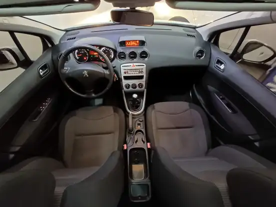 PEUGEOT-308-2014
