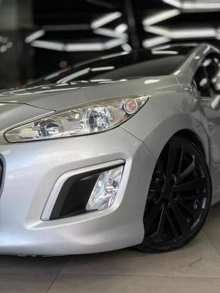 PEUGEOT-308-2012