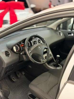 PEUGEOT-308-2012