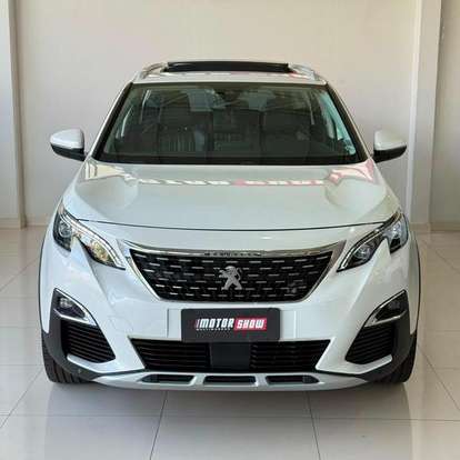 PEUGEOT-5008-2018