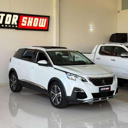 PEUGEOT-5008-2018